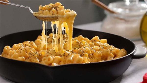 بين “المكرونة والأجبان” والتوحد.. هل يغير الغذاء سلوك أطفالنا؟ 