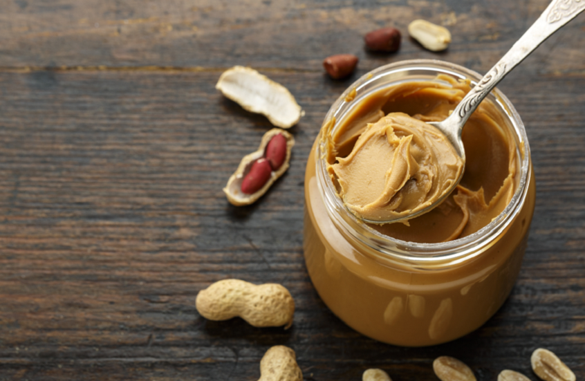 زبدة الفول السوداني: حليف جديد للحفاظ على قوة العضلات بعد الـ65 