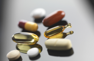 نهج علمي جديد: الفيتامينات كعلاج موجه للأمراض الوراثية النادرة